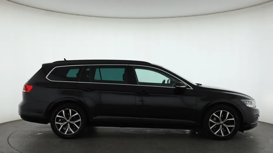 VW Passat -
