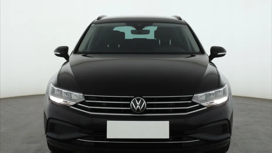 VW Passat -