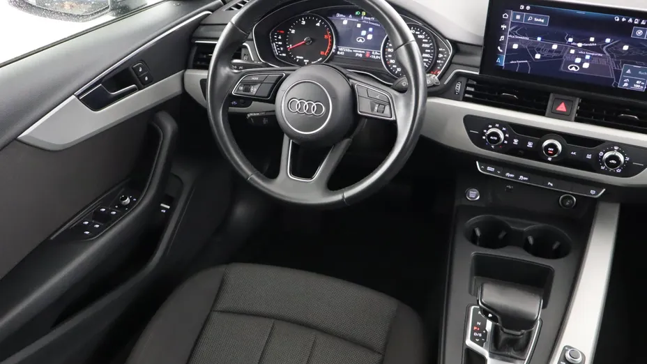 Audi A4 -