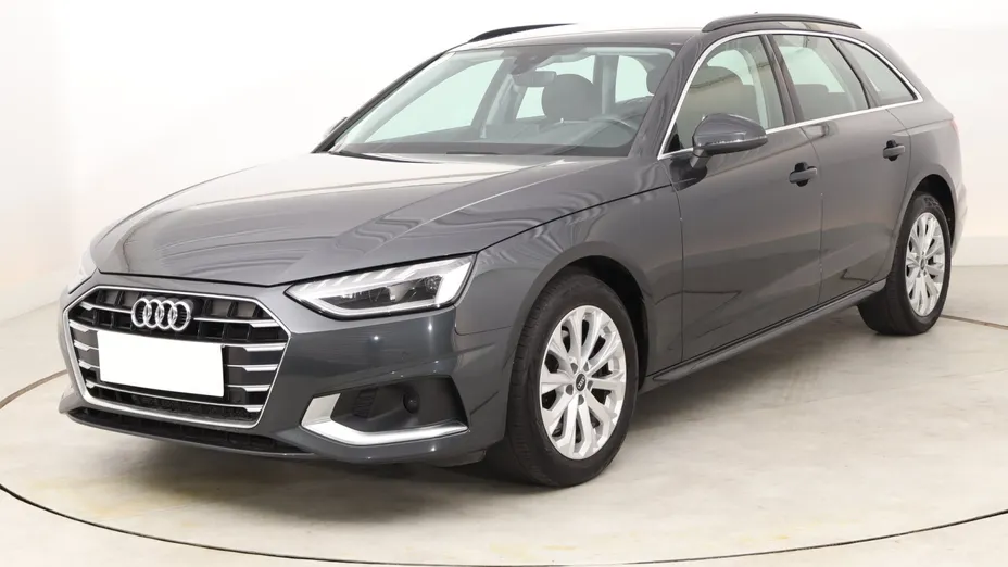 Audi A4 -