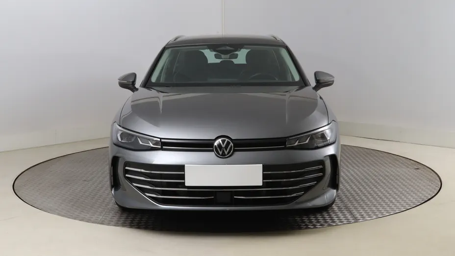 VW Passat -