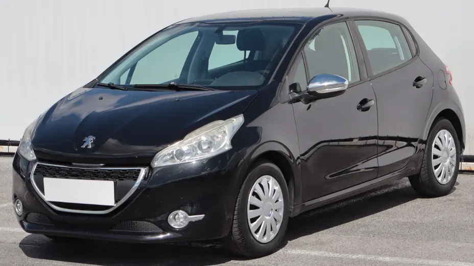 Peugeot 208 -