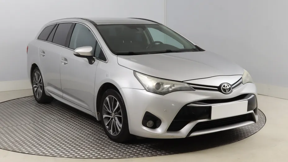 Toyota Avensis -