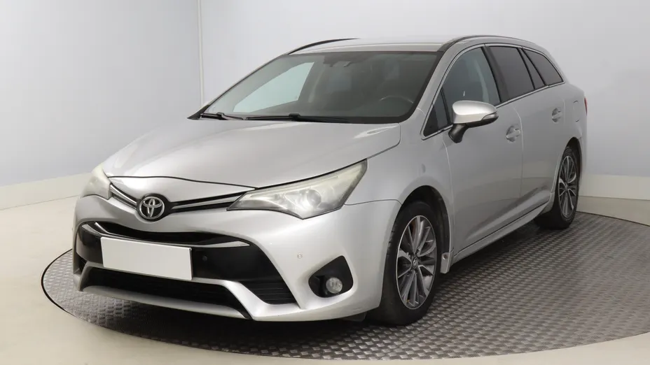 Toyota Avensis -