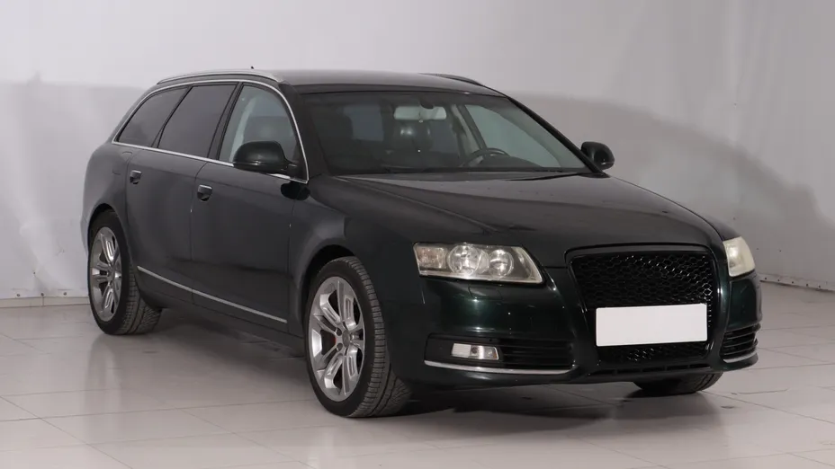 Audi A6 -
