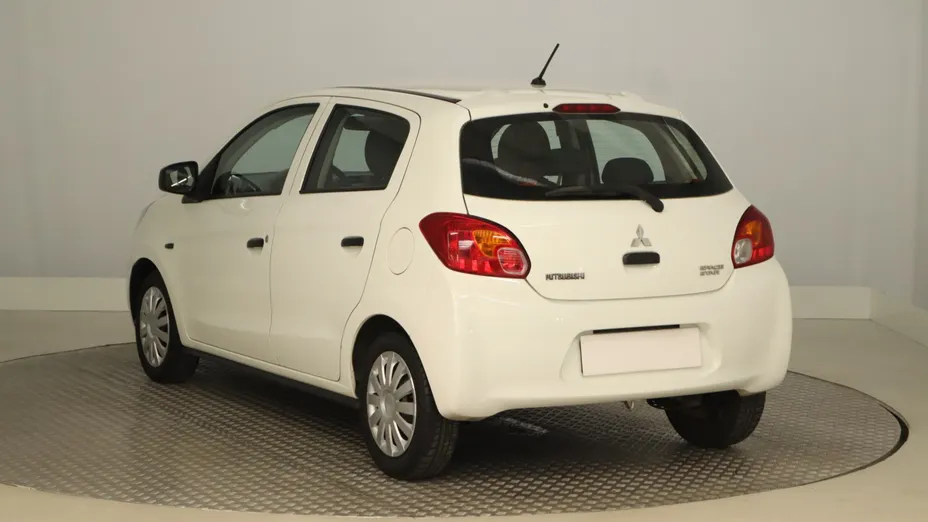 Mitsubishi Space Star -