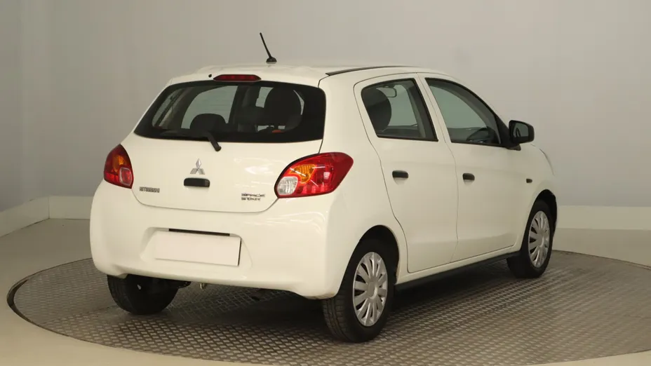 Mitsubishi Space Star -