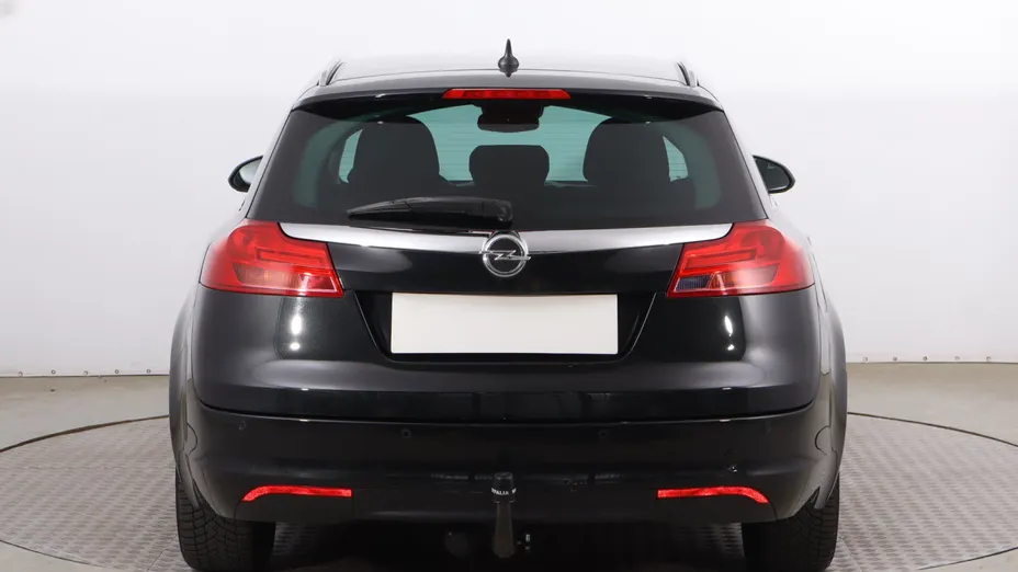 Opel Insignia -