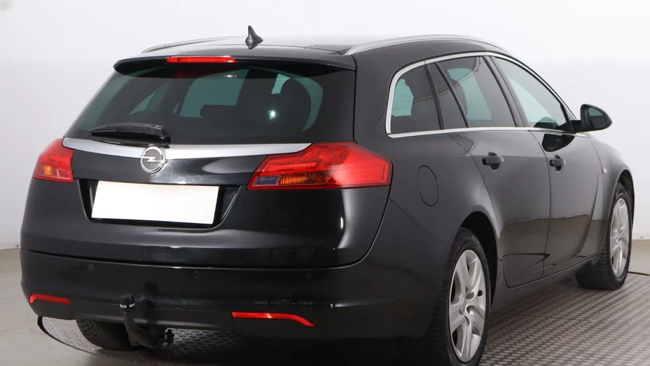 Opel Insignia -