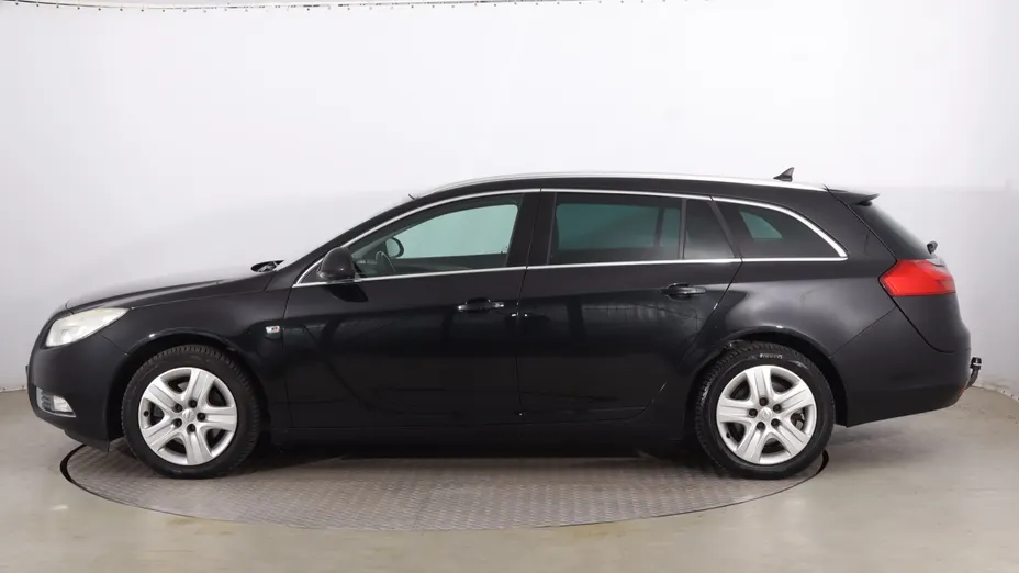 Opel Insignia -