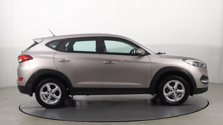 Hyundai Tucson -