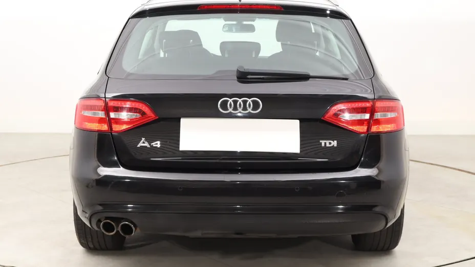 Audi A4 -