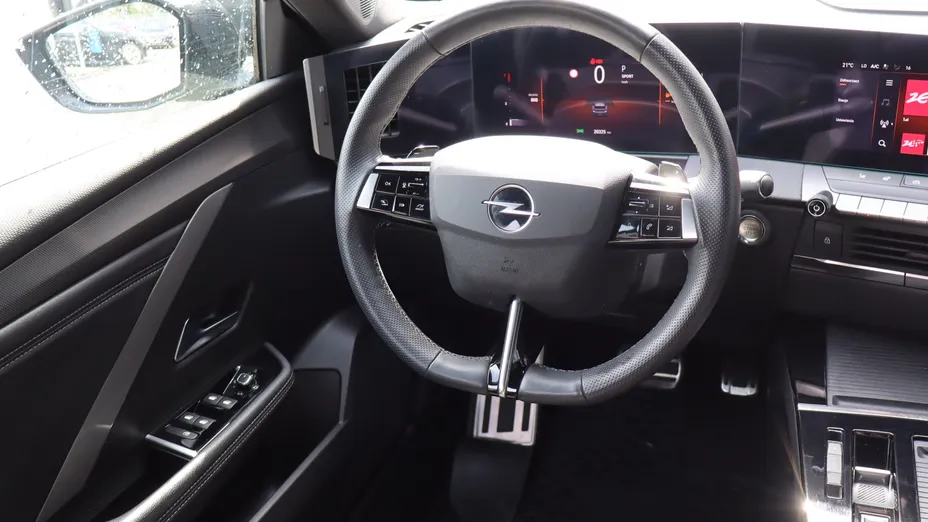 Opel Astra -
