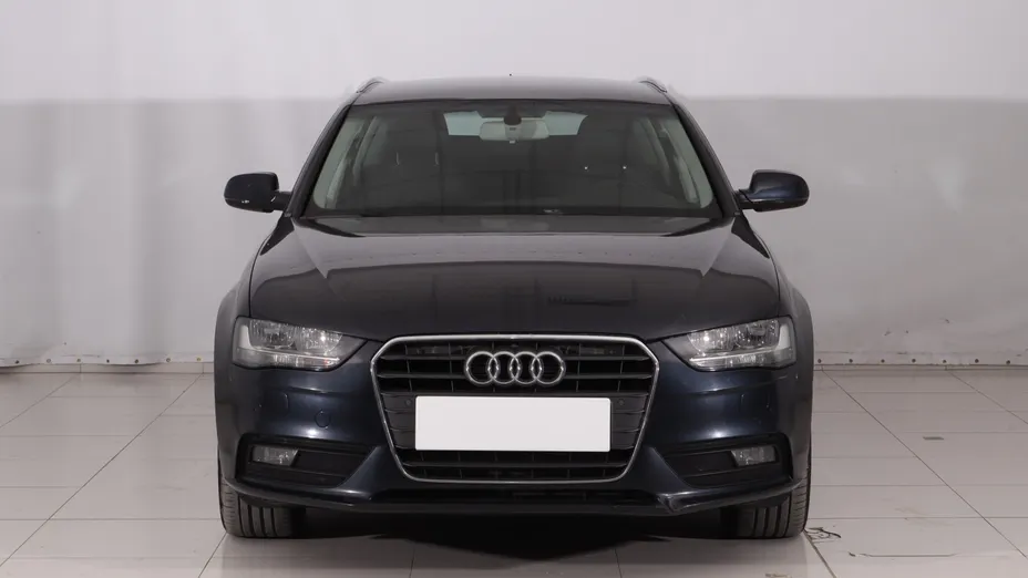 Audi A4 -