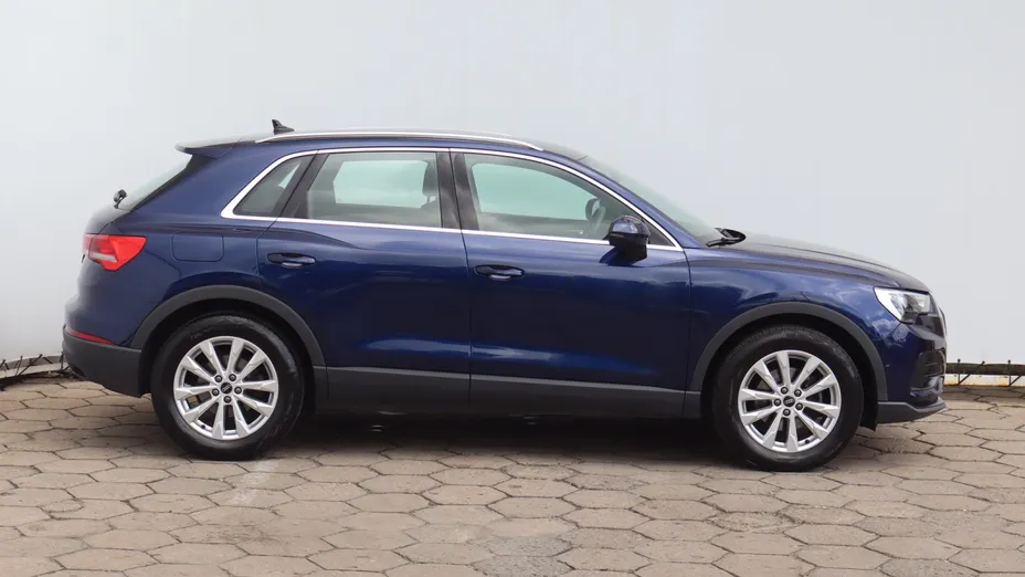 Audi Q3 -