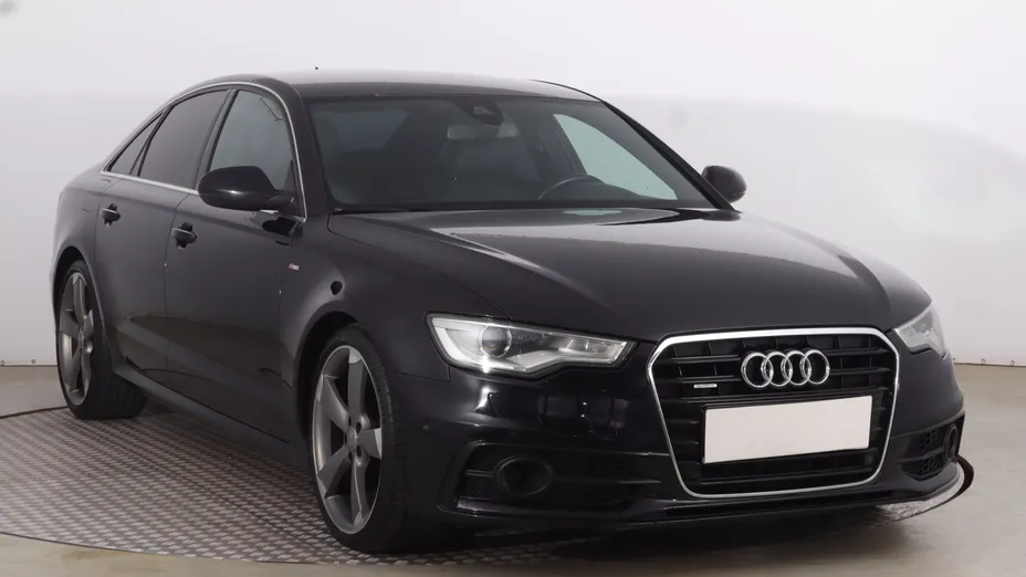 Audi A6 -