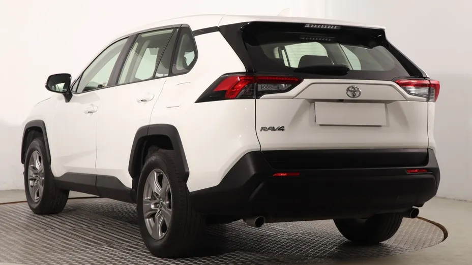 Toyota RAV4 -