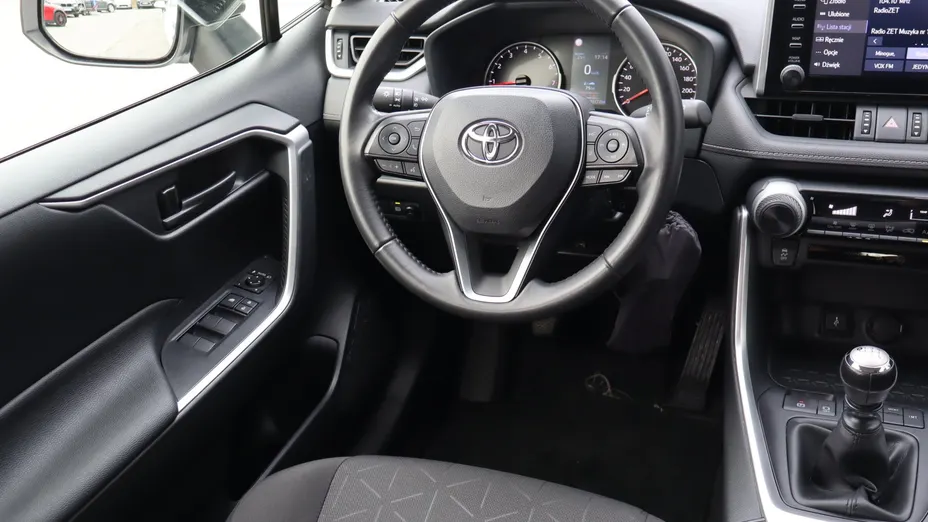 Toyota RAV4 -