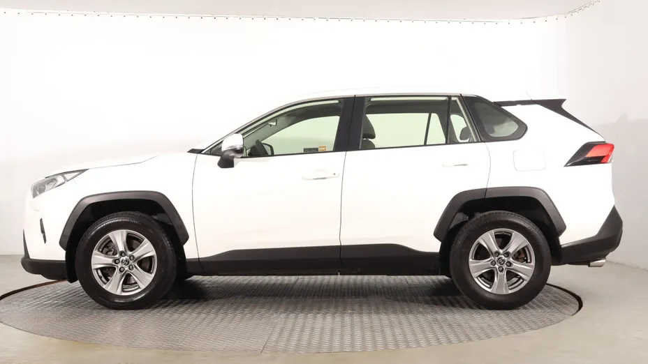 Toyota RAV4 -