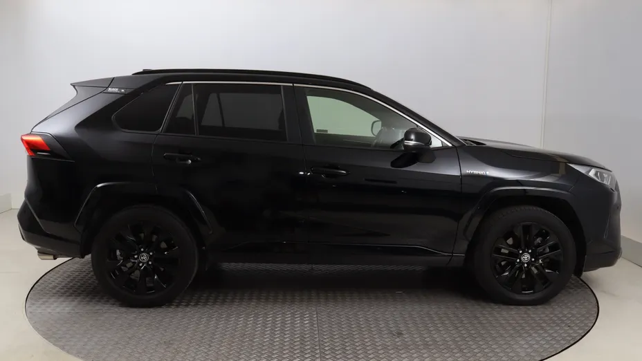 Toyota RAV4 -