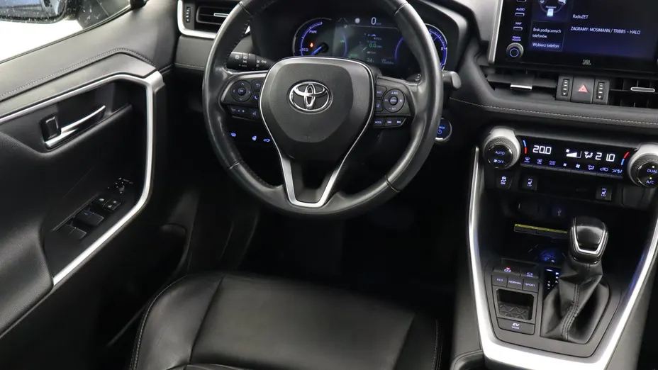 Toyota RAV4 -