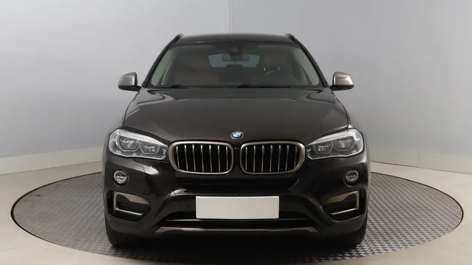 BMW X6 -