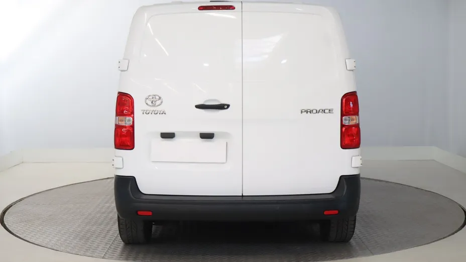 Toyota Proace -