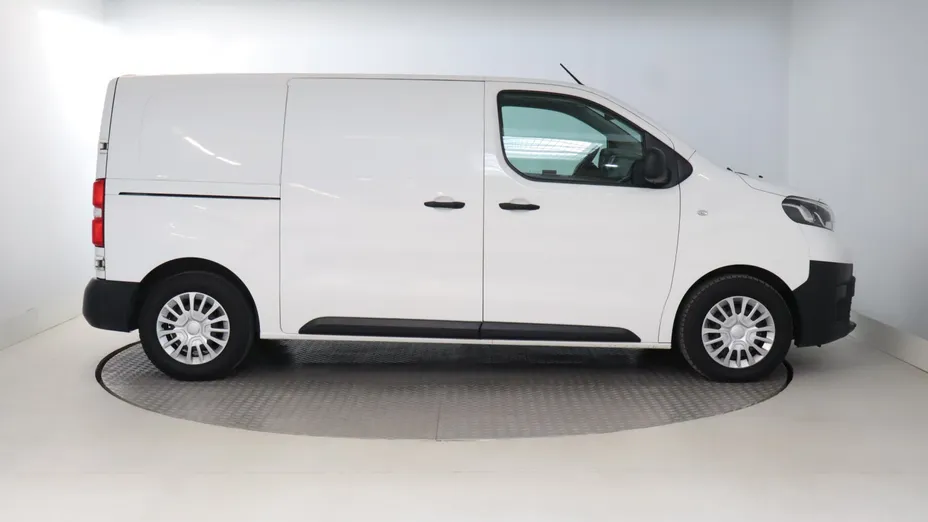 Toyota Proace -