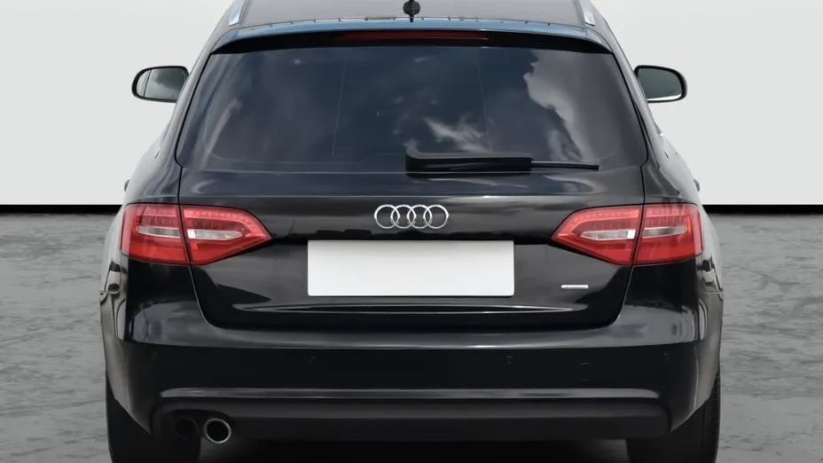 Audi A4 -