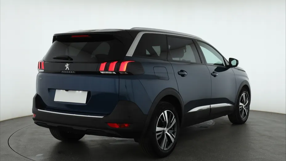 Peugeot 5008 -