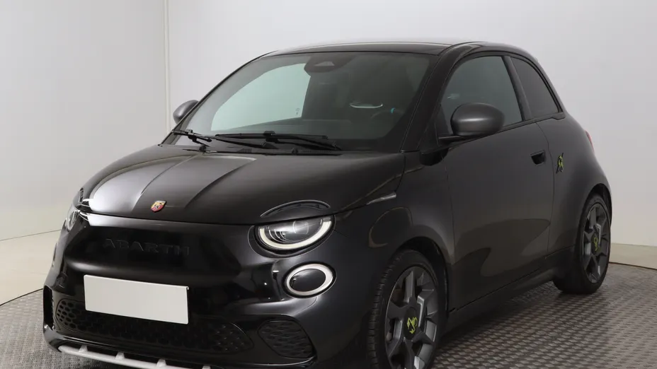 Abarth 500e -