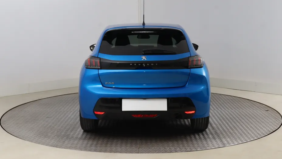 Peugeot 208 -