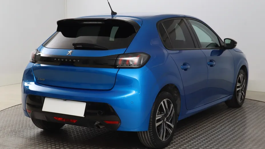 Peugeot 208 -