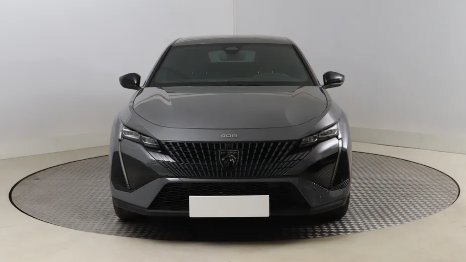 Peugeot 408 -