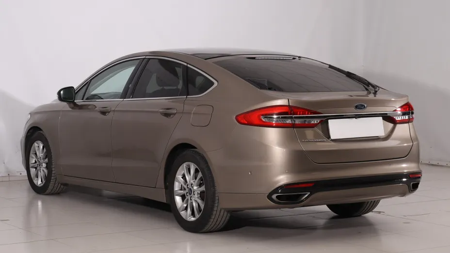 Ford Mondeo -