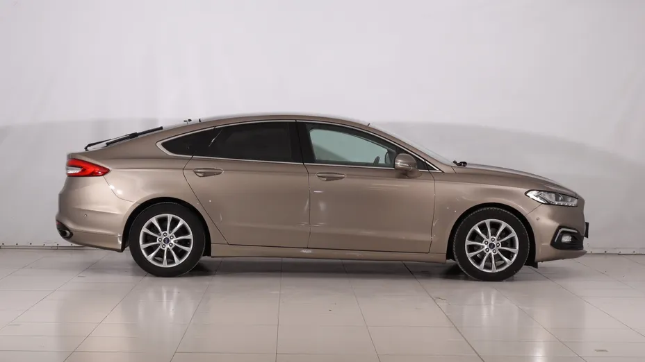 Ford Mondeo -