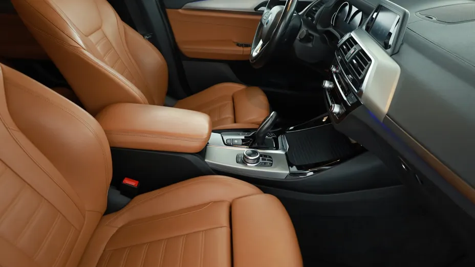 BMW X3 -