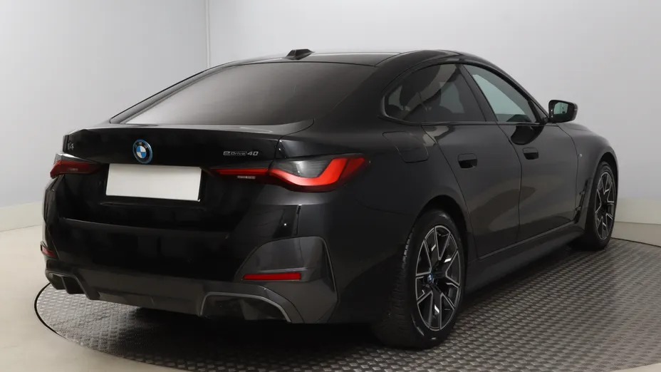 BMW i4 -