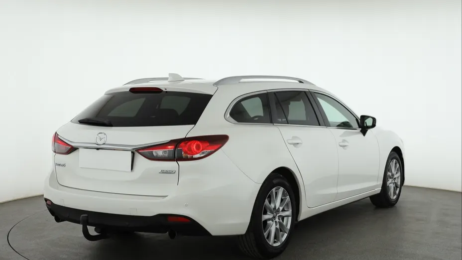 Mazda 6 -