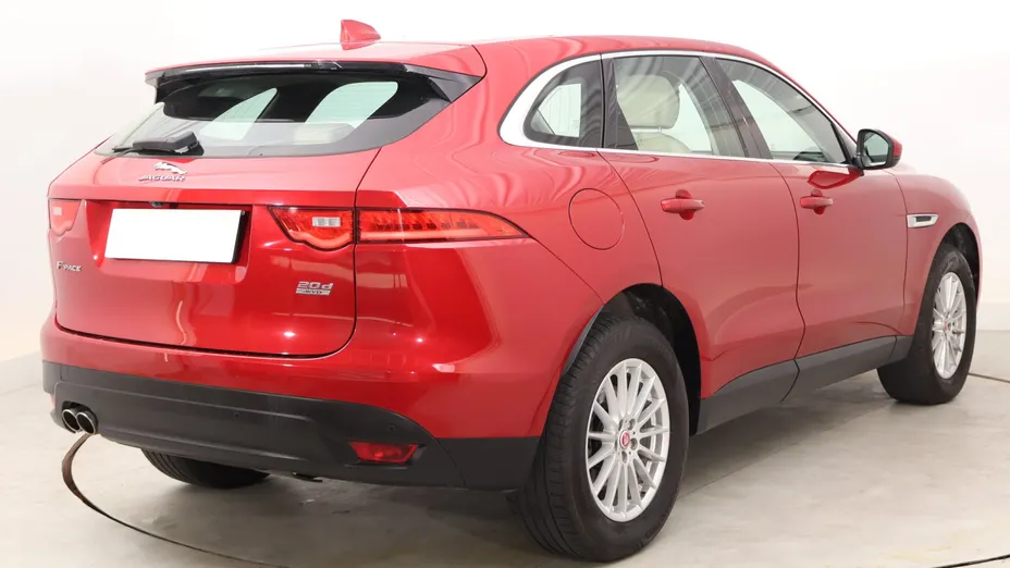 Jaguar F-Pace -