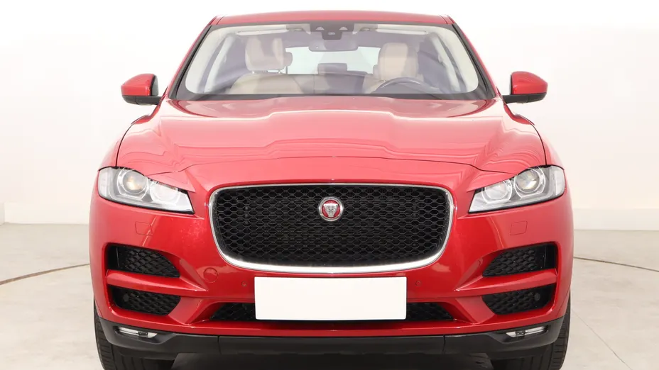 Jaguar F-Pace -