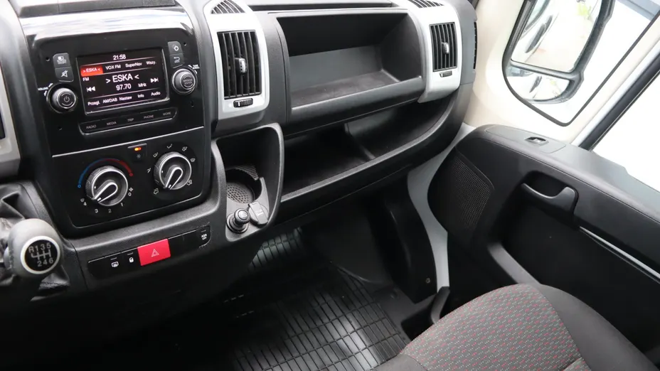 Opel Movano -