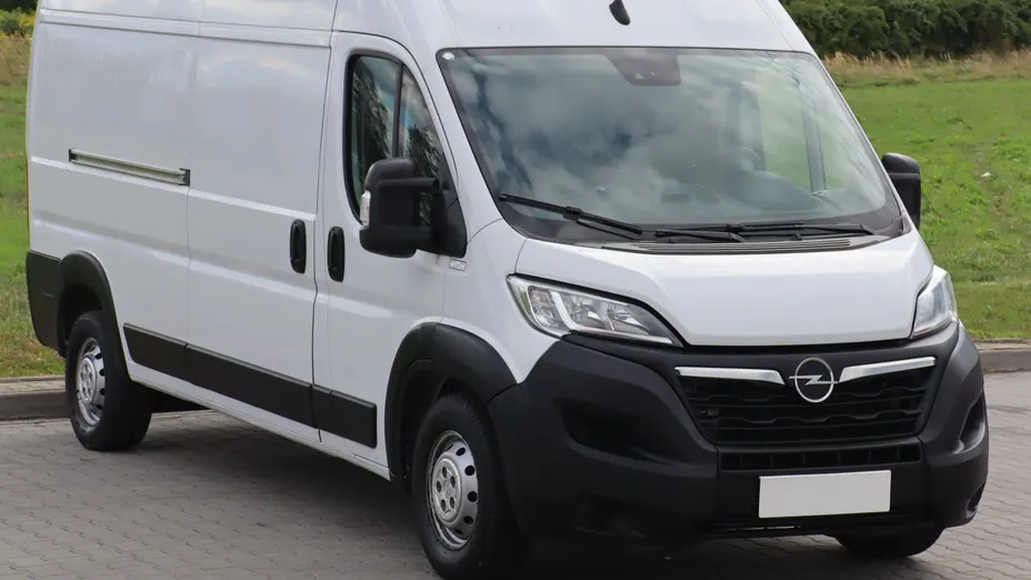 Opel Movano -