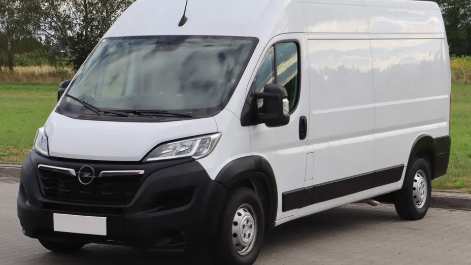 Opel Movano -