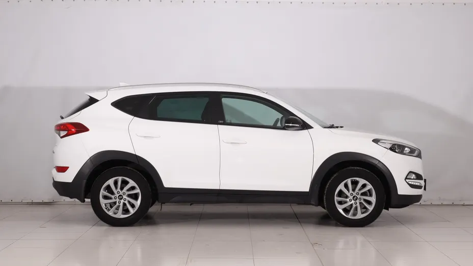 Hyundai Tucson -