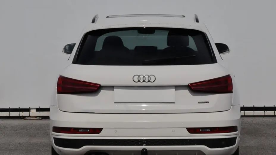 Audi Q3 -