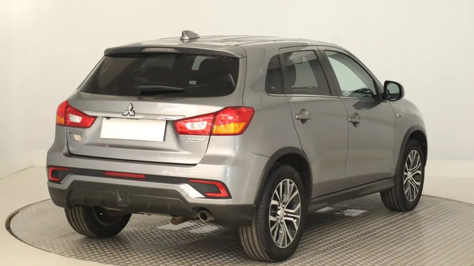 Mitsubishi ASX -