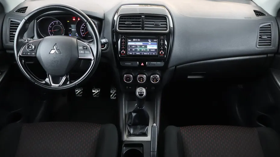 Mitsubishi ASX -