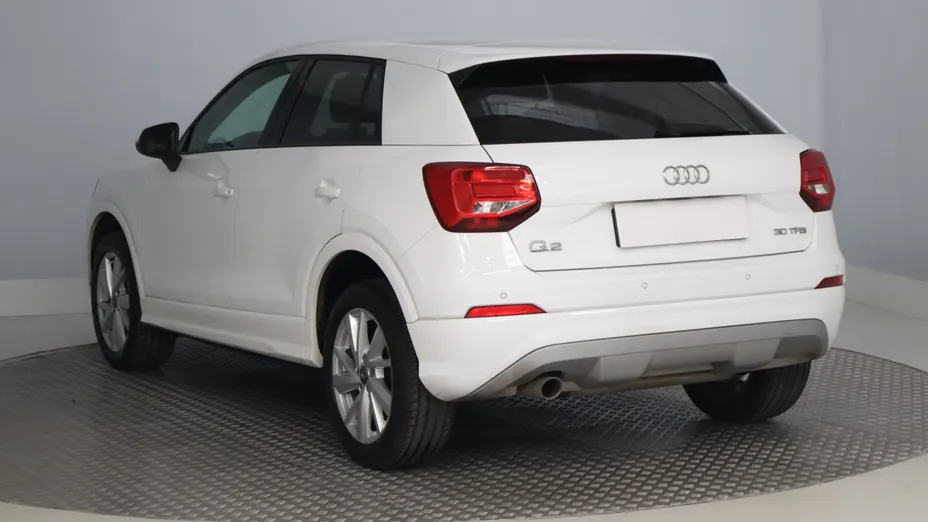 Audi Q2 -