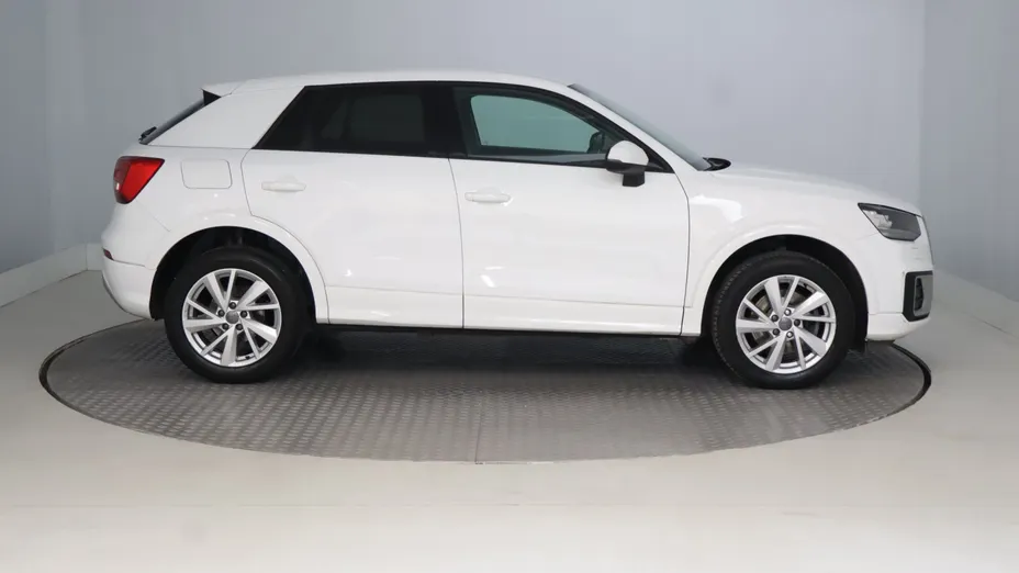 Audi Q2 -
